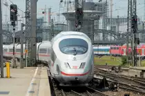 403 012 `Montabaur´ entschwindet am 02.07.10 dem M�nchner Hbf