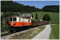 1099 001 auf der Fahrt mit R 6811 von St.P�lten nach Mariazell. Mainburg 1.8.2010