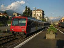 TILO NPZ mit S20 14271 bei Einfahrt in Locarno, 09.08.2010.