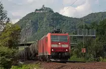 185 147-6 mit einem G�terzug Richtung Koblenz zwischen Rh�ndorf und Bad Honnef, 9.8.10