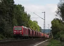 185 196-3 mit einem G�terzug Richtung K�ln zwischen Bad Honnef und Rh�ndorf, 9.8.10
