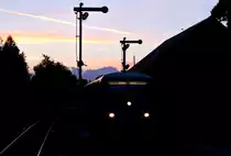 Am fr�hen Morgen des 10.08.2010 f�hrt 628 269 als RB nach Crailsheim in den Bahnhof von Schrozberg ein.
