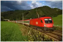 1116 147  Das Ende einer �ra ist der Anfang der Zukunft(S�dbahnhof)  f�hrt mit EC 537  Alpen Adria Universit�t Klagenfurt  von Wien Meidling nach Villach. 
St. Lorenzen 19.08.2010