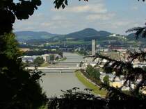 BLB FLIRT auf Salzach Br�cke in Salzburg. 25.08.2010