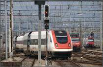 ICN, Re 460 und RABe514 suchen ihren Weg in Z�rich HB (30.07.2010)
