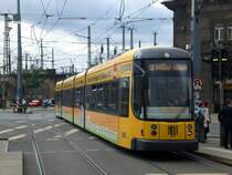 Dresden: Stra�enbahnlinie 3 nach Wilder Mann am S-Bahnhof Neustadt.(18.8.2010) 

