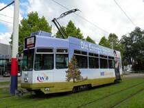 Motorwagen 479 mit der IWB Vollwerbung auf einer Fahrschulfahrt. Hier setht der Wagen beim St. Jakob Park. Die Aufnahme stammt vom 31.08.2010.