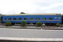 2.Kl. Schlaf- und Sitzwagen บนท.ป.123 (บนท.ป.=ANS./Air-Conditioned Second Class Day &Night) am 24.August 2010 im Bf. Hua Lamphong.