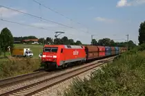 152 090 mit einem Kohlezug am 10.08.2010 bei Gro�karolinenfeld.