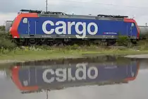SBB Cargo 482 013 am 11.8.10 abgestellt in Duisburg Ruhrort Hafen
