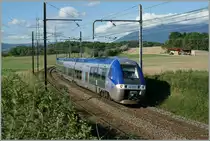 TER 96504 von Lyon nach Gen�ve kurz vor seinem Ziel. 
31.August 2010.

