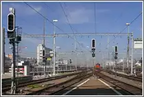 Z�rich HB mit einsamer Ee 922. (03.09.2010)