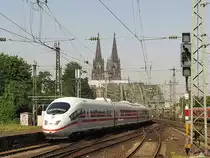 ICE-128 in K�ln Messe/Deutz, 23.07.2010