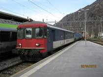 IR 2709 im Bahnhof Brig, 02.04.2010.