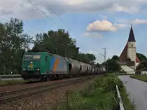 Die 185 542 am 05.09.2010 mit einem Getreidezug unterwegs bei Hausbach.