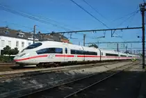 NS-ICE Nr.4653 Br�ssel-Frankfurt f�hrt �ber die Linie 37 (hier bei der Durchfahrt in Welkenraedt am 6.09.2010)