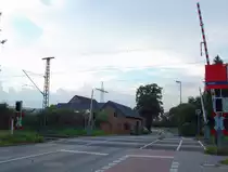 Bahn�bergang Jakob-Krebs-Stra�e in Anrath. 8.9.2010