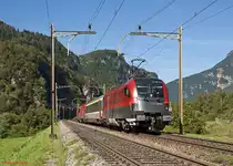 �BB 1116 218 in Railjet livery during un test-run over the Gotthard's southern side, here near Faido on the 11th of September in 2010. In the same train the �BB 1016 020 (inactive) and the SBB Re4/4'' 11260 (active)