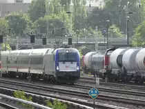 BR 182 am EC Warschau Express bei der Durchfahrt in Berlin Greifswalder Strasse am 16.09.2010