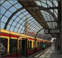 Glasgewölbe -

Bahnhof Berlin Spandau. 

20.08.2010 (M)
