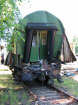 Nicht mehr im Auslieferungszustand befindet sich der Wagen 510059-40040, abgestellt in Nossen - 18.06.2005
