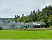 Auch die Dampflok 5519 (BJ 1948) beteiligte sich an den  Journ�es du Patrimoine  und fuhr mit historischen PH Wagen als IR 3710 von Luxemburg Stadt nach Clervaux. 19.09.2010 (Jeanny) 