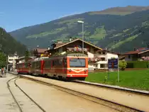 Zillertalbahn in Zell am Ziller Bahnhof. 20.09.2010