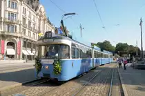 P2005 am 11.09.10 am Lenbachplatz/M�nchen