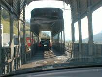 Nach 18 min.Fahrzeit von Klosters-Selfranga durch den 19 km langen Vereina Tunnel,ist der Autozug in Sagliains (Engadin)eingetroffen.27.06.05