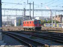 Die Re 4/4'' 11114 stand am 9.10.05 im Z�rcher Hauptbahnhof und wartete auf ihren n�chsten Einsatz.