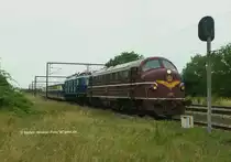 W�hrend der �Berf�hrung nach Odense musste der Tross mit MY 1101, E 18 47 und SVT 137 225 auf der Landstation Kavslunde einiges modernes vorbeilassen und hatte so 20 Minuten Aufenthalt. Ich war informiert und konnte dort zusammen mit dem Personal des Zuges fotografieren.