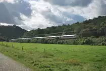 IC-Zug Oostende-Eupen f�hrt das belgische Wesertal (Linie 37) entlang. 25.09.2010