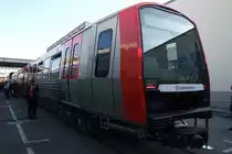 Der Hamburg Hochbahn neues Fahrzeug: der DT5. 67 Einheiten sollen den DTE3 ersetzen und neue Ma�st�be im Fahrzeugkomfort, Sicherheit und Instandhaltung. Berlin, der 22.9.2010