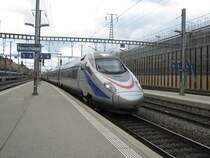 ETR 610 der SBB bei Einfahrt im Bahnhof Neuchatel. Dieser Zug verkehrte f�r das Fest  150 Jahre Arc Jurassien  zwischen Biel und Neuchatel, 26.09.2010.