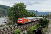 101 103-0 durchf�hrt mit dem IC 2026 Oberwesel. (26.8.2010)