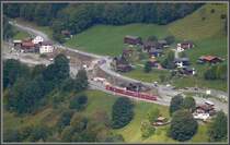 RE1045 nach Davos Platz bei Serneus, wo momentan die Strecke etwas begradigt wird. (29.09.2010)