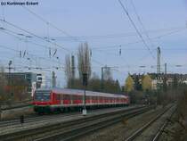 RB 30030 aus Salzburg kurz vor dem Endziel M�nchen Hbf bei der Durchfahrt am Heimeranplatz, 20.03.2010