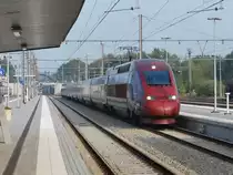 Thalys-Zug 'PBKA' K�ln-Paris f�hrt durch den Bhf Welkenraedt (20.09.09)