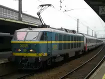 Beim Umsteigen in Br�ssel Midi habe ich die 2005 fotografiert, die gerade auf dem Nachbargleis mit diesem Zug aus Z�rich ankam. 05.10.2010 um 12:49 Uhr. 