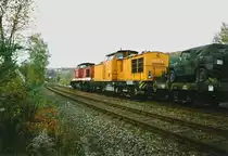 BR 204 862-7 und 298 088-6 mit einem Armeezug aus Schneeberg fahren kurz nach dem Hp. Silberstra�e im September 1998 in Richtung Zwickau.