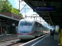 DB - ICE bei der durchfahrt im Bahnhof M�nsingen am 10.09.2010
