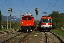1020 037 und 4010 009 der �GEG (�sterreichische Gesellschaft f�r Eisenbahngeschichte) bei einem Kreuzungsaufenthalt in �blarn. 
4.10.2010
