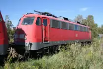 Die 110 479-3 stand am 11.10.2010 vor dem Werkstor vom Bender in Opladen.