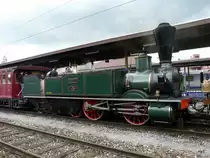 SBB Historic - Zur Feier von 150 Jahre Eisenbahn am Jurabogen ist die Dampflok Ec 2/5 28 im Bahnhof Lyss am 26.09.2010 .. Bild wurde von der Strasse aus gemacht .. Nicht aus dem Geleisfeld
