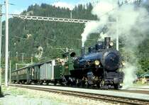 RhB DAMPFEXTRAZUG f�r GRAUB�NDEN TOURS 3236 von Disentis nach Chur am 31.08.1997 in Rueun mit Dampflok G 4/5 107 - Xk 9398 - D� 4052I - B 2247 - B 2246.
