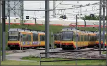 Ein Bild im Konflikt mit allerlei Masten und Pfosten - 

ie Abstellanlage der AVG beim Albtalbahnhof. 

23.04.2009 (M)