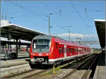 Der Triebzug 440 048-7 verl�sst am 11.09.2010 den Bahnhof von Plattling in Richtung M�nchen Hbf. (Hans)