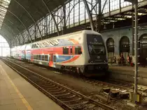 971 022-9 (Esko Prag) steht am 14.10.10 am Prager Hauptbahnhof