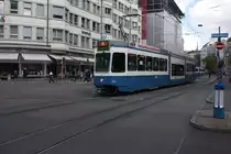 Be 4/6 2036 und Be 4/6 2047 verlassen am 1.10.10 die Station Stockerstrasse.