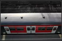 Es kommt oft anders als man denkt -

Eigentlich wollte ich ganz andere Bahnbilder im Bahnhof Stuttgart-Zuffenhausen machen. Aber dann lasse ich mich doch von sich spontan ergebenden Motiven überraschen und komme mit ganz anderen Aufnahmen heim.

26.10.2010 (M)